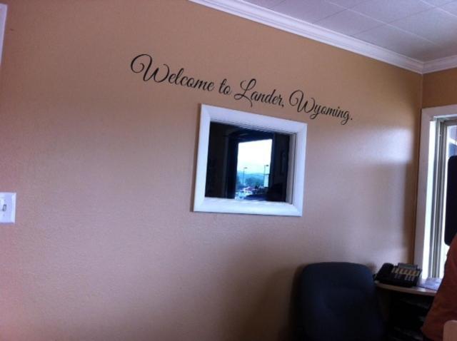 Silver Spur Motel แลนเดอร์ ภายนอก รูปภาพ