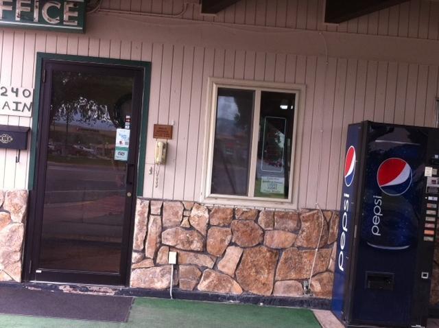 Silver Spur Motel แลนเดอร์ ภายนอก รูปภาพ